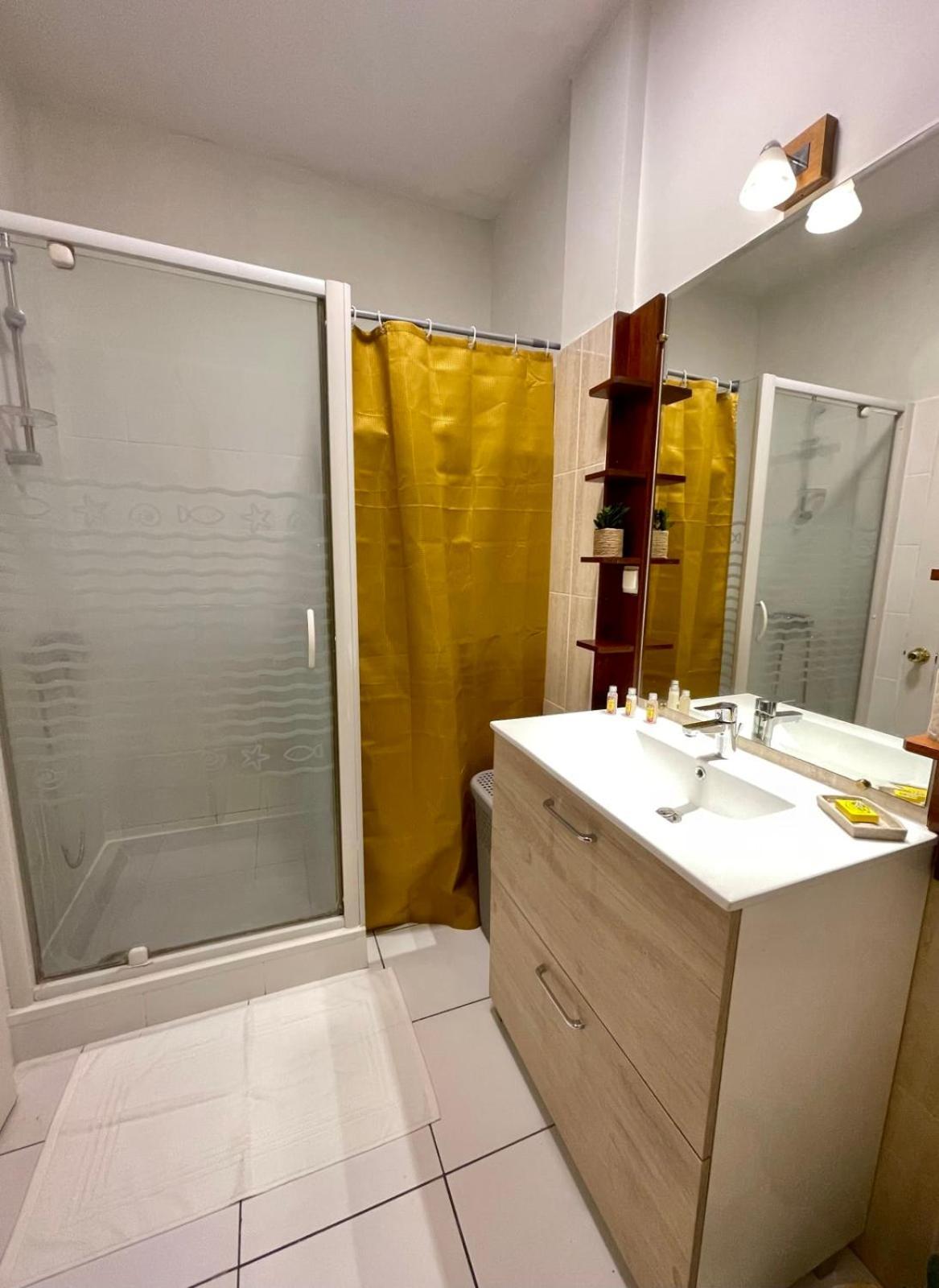 Studio Sunny - Pool - Wifi - Ac Papeete Papeete  Esterno foto